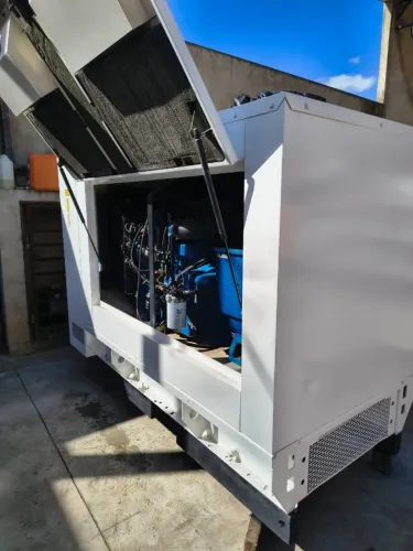 Gerador de energia 50kva carenado fg wilson 2010 motor perkins 1104