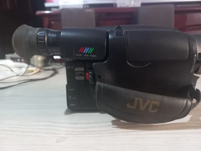 Filmadora JVC