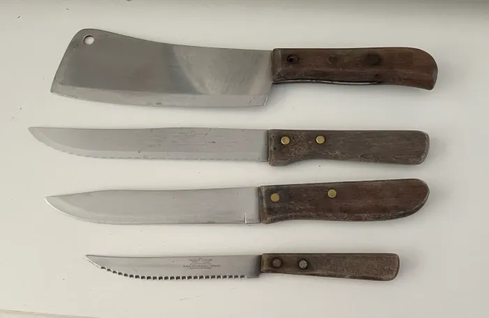 Conjunto de facas para preparar alimentos