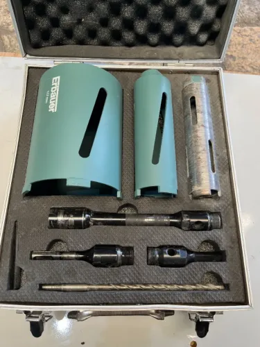 Kit Broca diamantada para perfuração de núcleo Erbauer 117mm