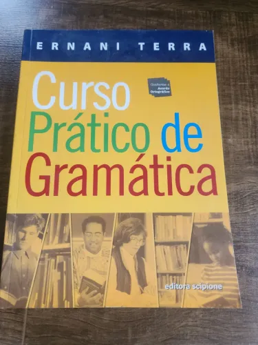 Livro Curso Prático de Gramática - Ernani Terra