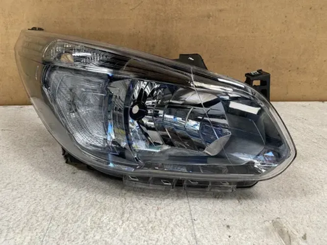 Farol Chevrolet Spin 2012 2013 2014 25121103 Direito