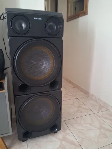 Caixa de Som Torre Philips TAX5509/78 Party Speaker 2400W