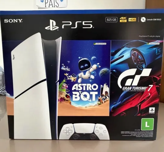 PS5 Slin 825GB + 2 jogos! Novo na caixa.