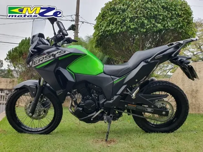 KAWASAKI VERSYS-X 300 A 2023 VERDE COM 10.000 KM