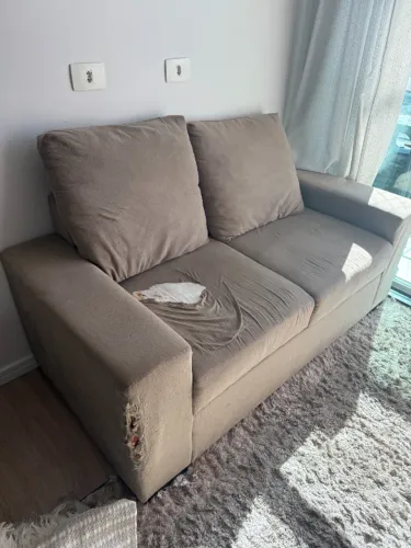 Sofá usado para reforma (estrutura em ótimo estado)