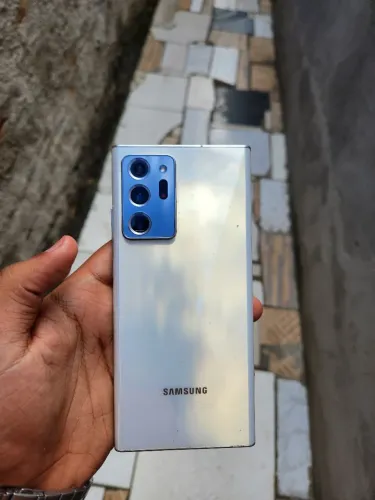 Note 20 ultra em perfeito estado ( apenas com uma listra na tela)