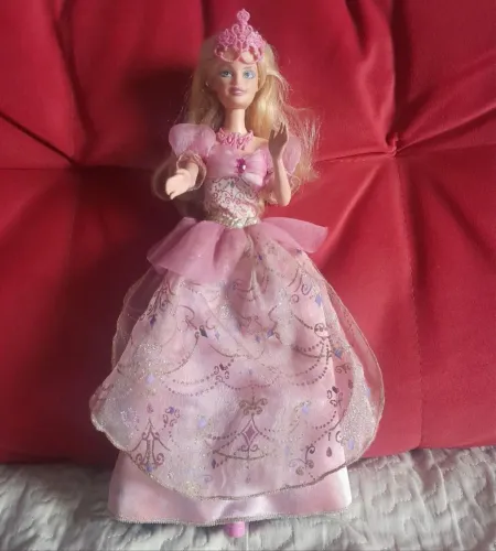 Barbie corinne - mosqueteira