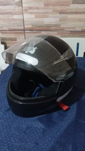 Vendo capacete de moto