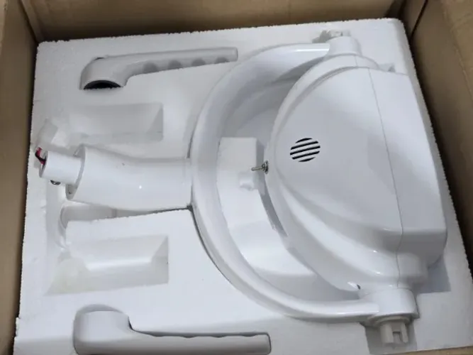Luz LED Portátil Com Base Ajustável Para Ambiente Uso Pessoal