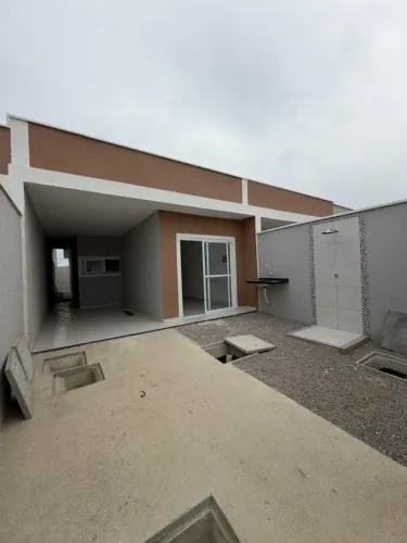 Imóvel para venda tem 89 metros quadrados com 2 quartos em Barrocão - Itaitinga - CE