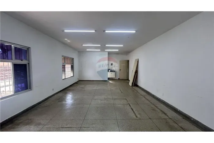 Sala Comercial para Locação no Centro de Nova Odessa  51,45m², Piso Superior e Excelente L