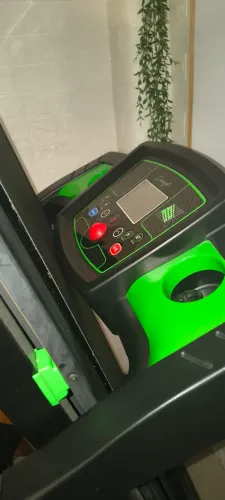 Esteira Eletrônica Concept 2.5 Bivolt Dream Fitness