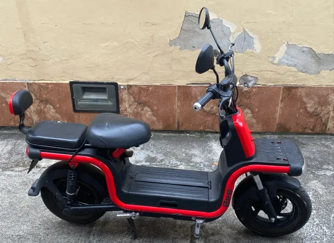 Moto Elétrica Bee U1 - Motor Bosch 800W - Econômica e Silenciosa