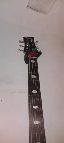 Baixo strinberg