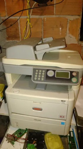 Vendo impressora OKI mb460 funcionando perfeitamente