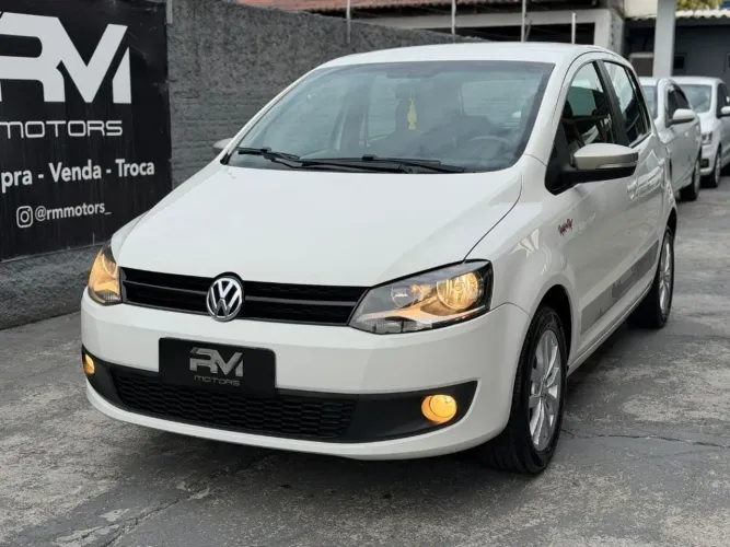 Volkswagen Fox Rock IN RIO 1.6 MI Total Flex 8V 5P 2014