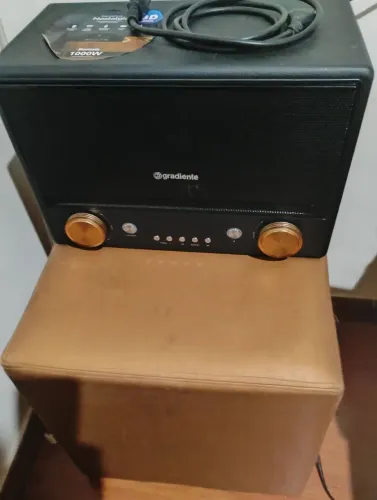 Caixa de som Gradiente Nostalgie - 1000W - seminova