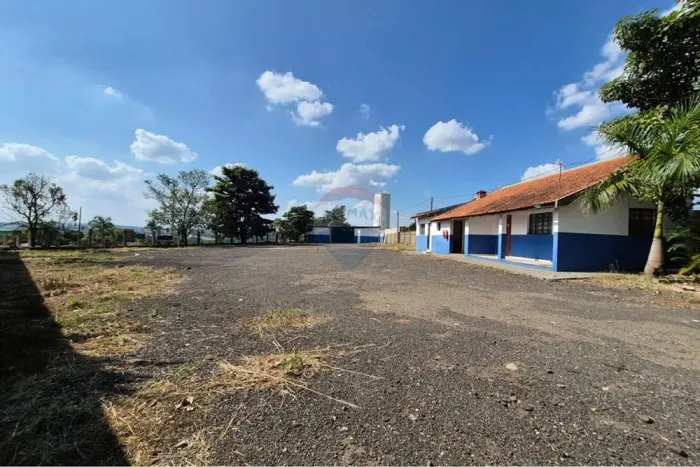 Galpão Comercial no Centro de Capivari - SP