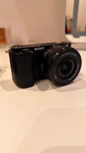 Sony ZV-E10
