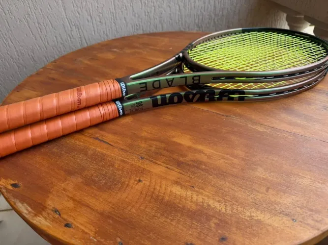 Par de raquetes Wilson h22