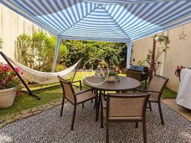 Casa para venda com 3 quartos, 150m² - Valparaíso - Petrópolis/RJ