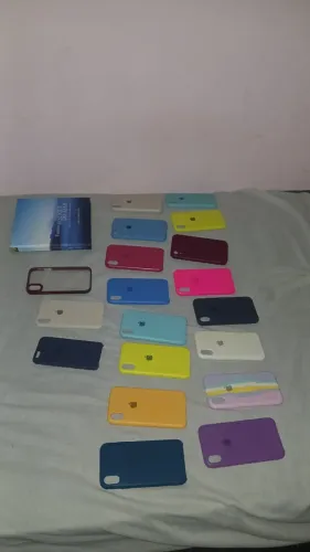 Vendo capinha usadas do iphone XR e XS