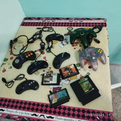 Vendo lote de acessórios para vídeo game