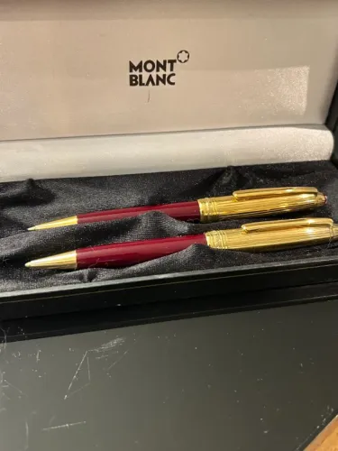 Caneta e lapiseira Montblanc Meisterstuck em laca vermeil e dourado