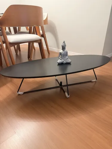 Mesa de centro oval 1,20m moderna |Eucalipto tampo preto