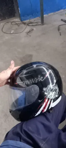 Capacete