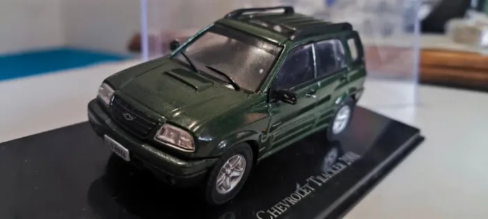 Miniatura Chevrolet Tracker 2001