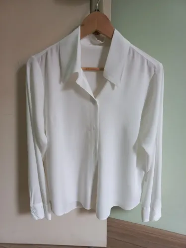 Camisa feminina branca - 100% viscose - Tam. M (Veste 42/44) - NOVA