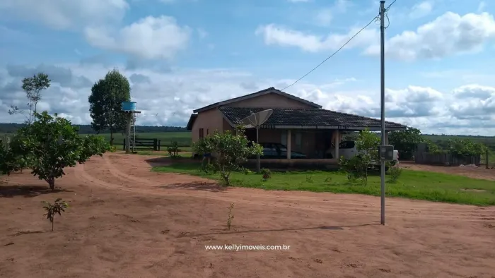 Fazenda para Venda em Gaúcha Do Norte, Zona Rural, 3 dormitórios, 2 banheiros, 2 vagas
