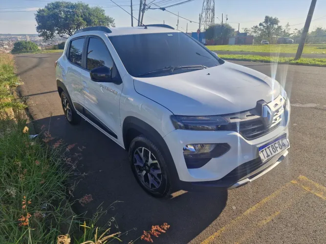 Renault Kwid Outsider 1.0 Flex 12V 5P Mec. 2025