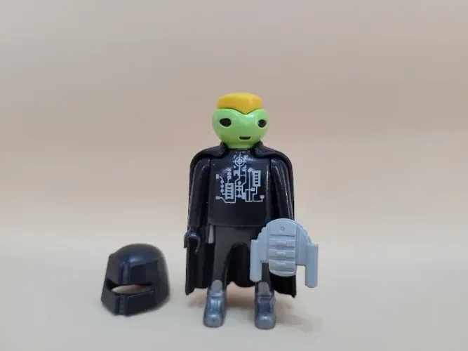 Boneco Playmobil Alien E.t Cavaleiro Original Coleção (Usado)