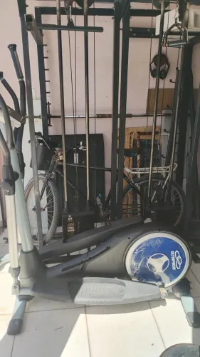 Elíptico ec30 Olympikus valor em 10vzs sem juros