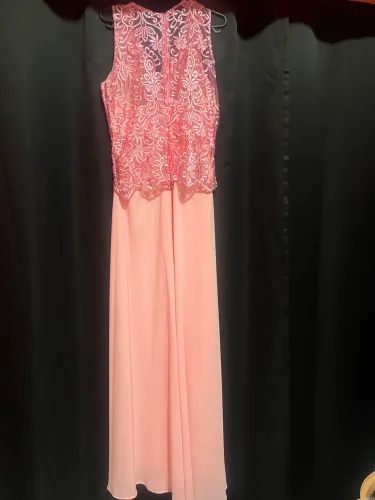 Vestido de festa Rosa usado apenas uma vez!