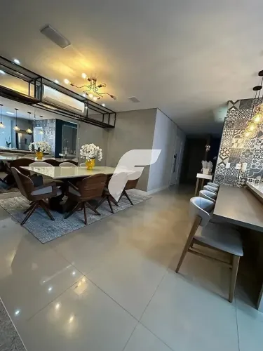Apartamento com 3 dormitórios sendo 3 suítes e 2 vagas de garagem em Itapema/SC