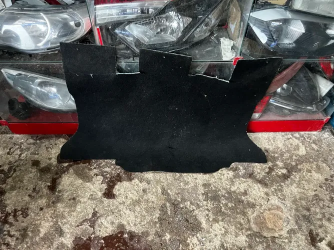 Forro estepe fiat Mobi