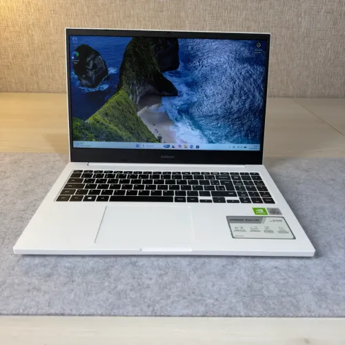 Samsung Book X40 | i5 10ª Gen | NVIDIA Dedicada | SSD NVMe | NF e Garantia