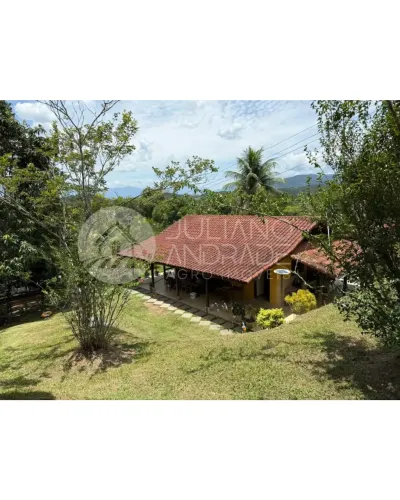 Sítio 20.000m² com 3 casas, piscina e vista incrível  Ideal para Airbnb  R$ 850 mil