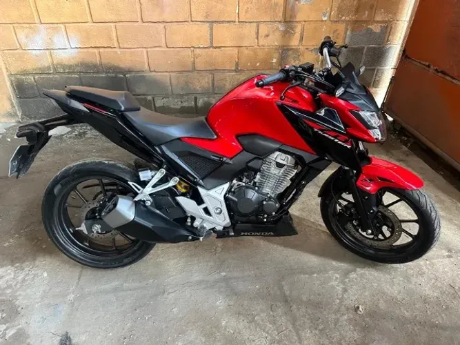 CB twister 300F