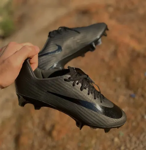 Nova Nike Mercurial Profissional lançamento primeira linha toda preta Tamanho 42