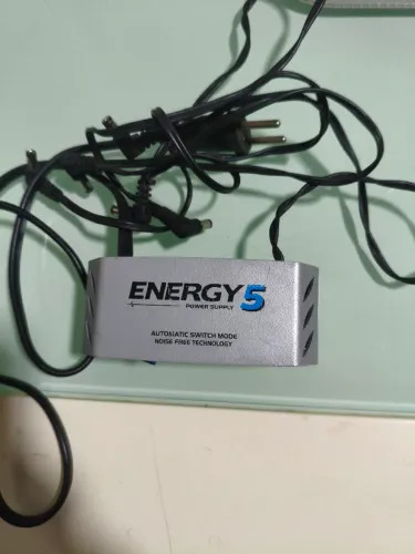 Fonte Landscape Energy 5 para pedais