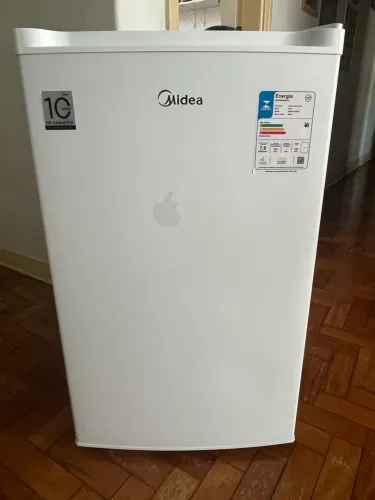 Frigobar novinho (Parcelo em 10 vezes)