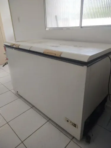Freezer 2 tampas 450litros. Tubulação interna toda de cobre