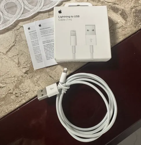 Cabo Original Apple Lightning para USB 1m (Com Caixa e Manuais)