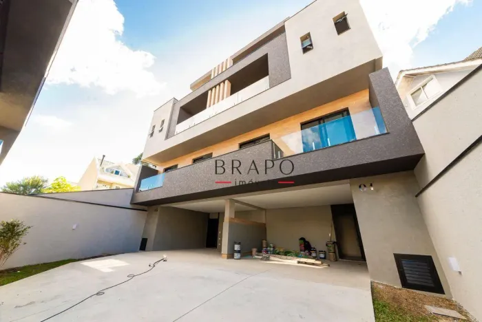 Sobrado com 3 dormitórios à venda, 179 m² - Centro Cívico - Curitiba/PR