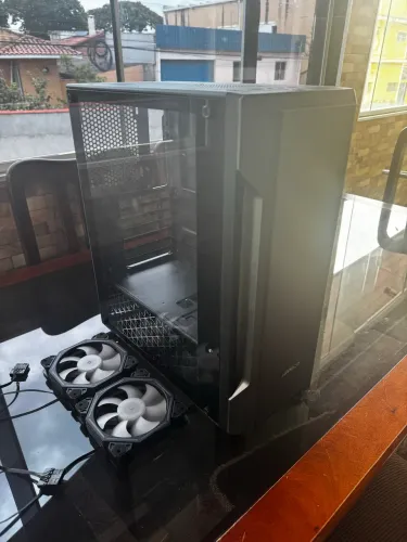 Gabinete para PC iluminação frontal com 2 Fan Warrior